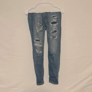 Distressed Hi-Rise Jeans